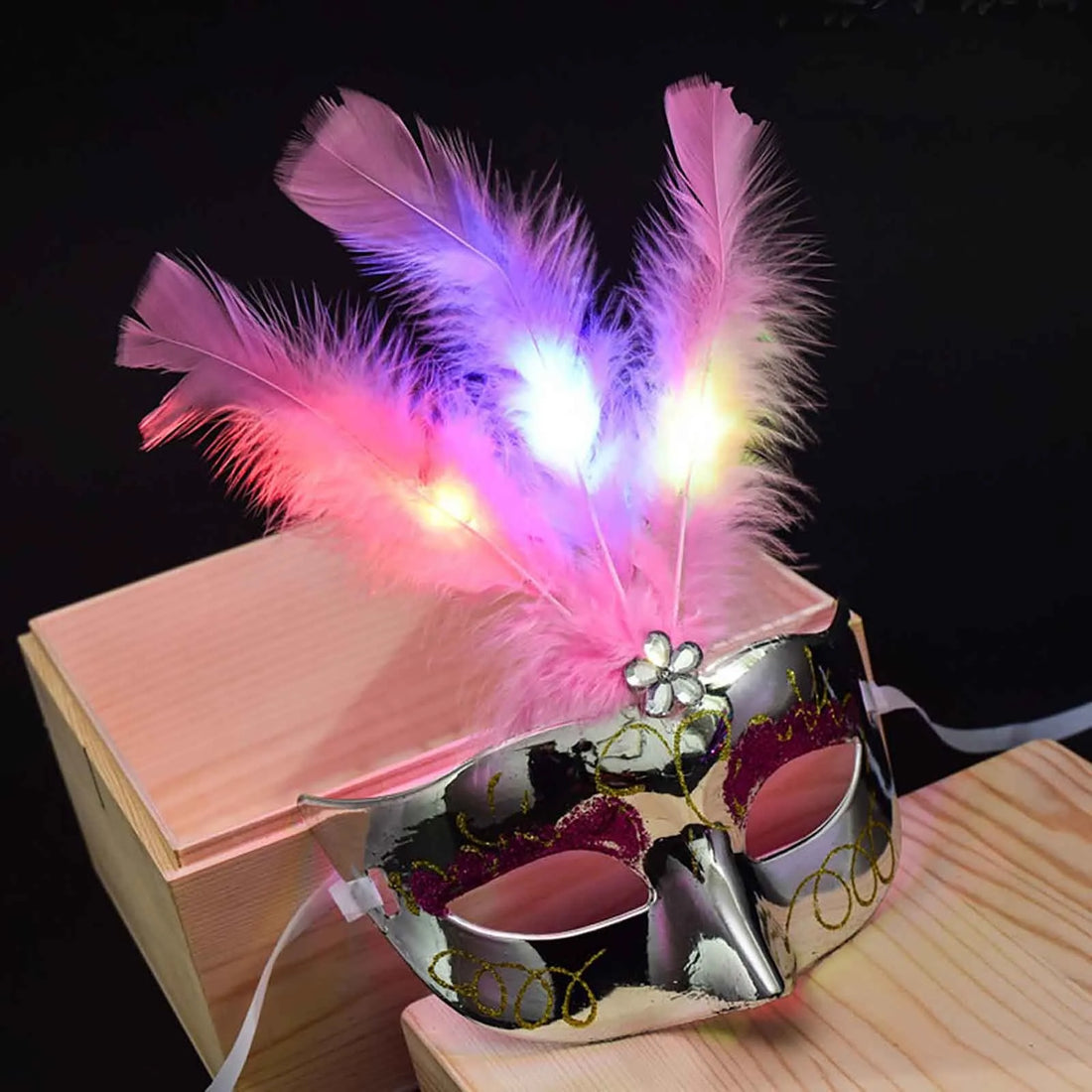 Glowing Feather LED Masks Venice Carnival Halloween Christmas Light Up Masks Masquerade Birthday Wedding Party Cosplay Costume